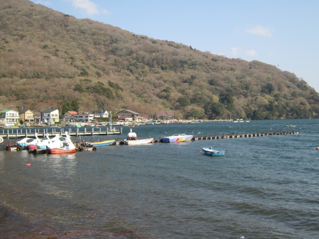 芦ノ湖・湖尻