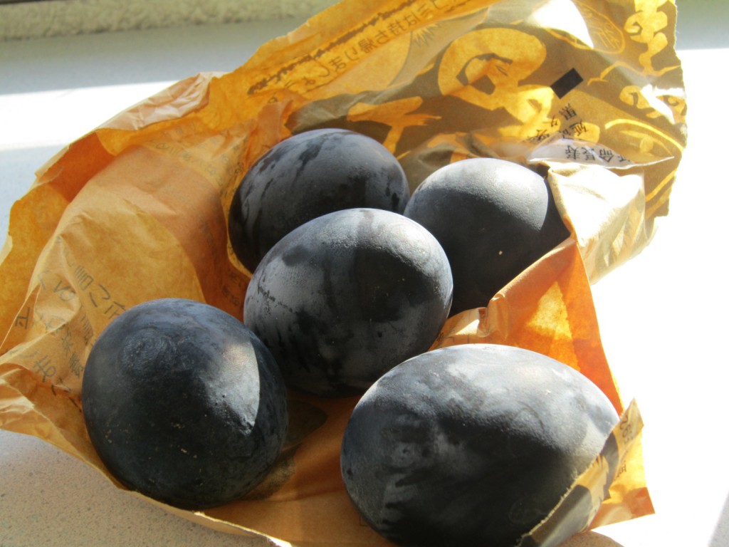 大涌谷　温泉黒卵